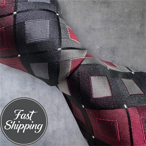 CALVIN KLEIN Silk Tie 100% Silk Necktie Red/Black Geometric Plaid - Picture 1 of 6